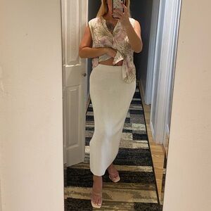 Mango knit white midi skirt size Medium EUC